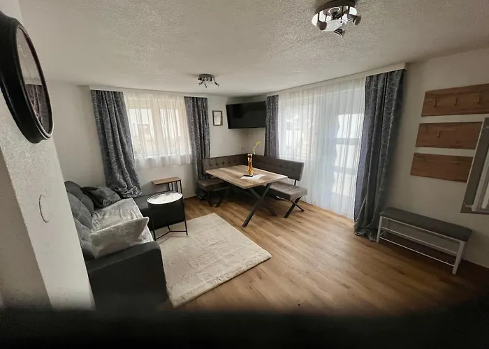 Alpenflair 74 公寓 *